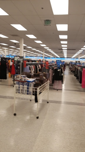 Clothing Store «Ross Dress for Less», reviews and photos, 829 N Oak Park Blvd, Pismo Beach, CA 93449, USA