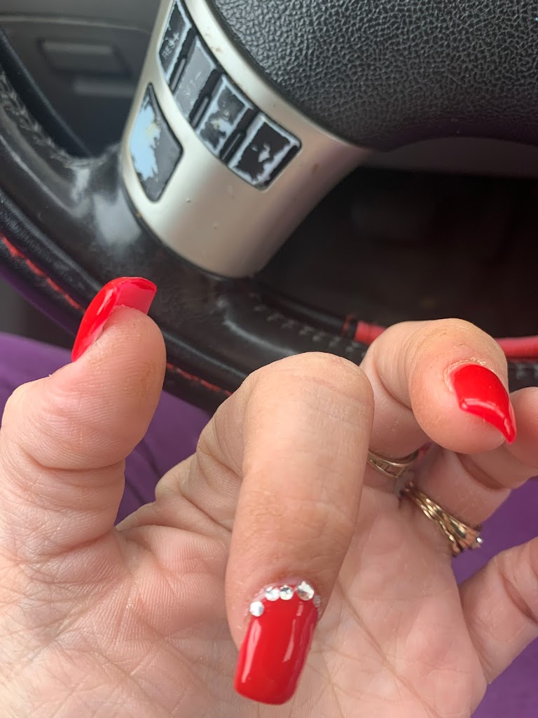 Unique Nails & Tan 30014