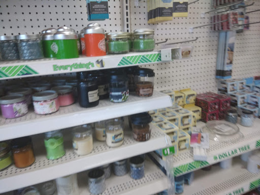 Dollar Store «Dollar Tree», reviews and photos, 12533 Olive Blvd, Creve Coeur, MO 63141, USA