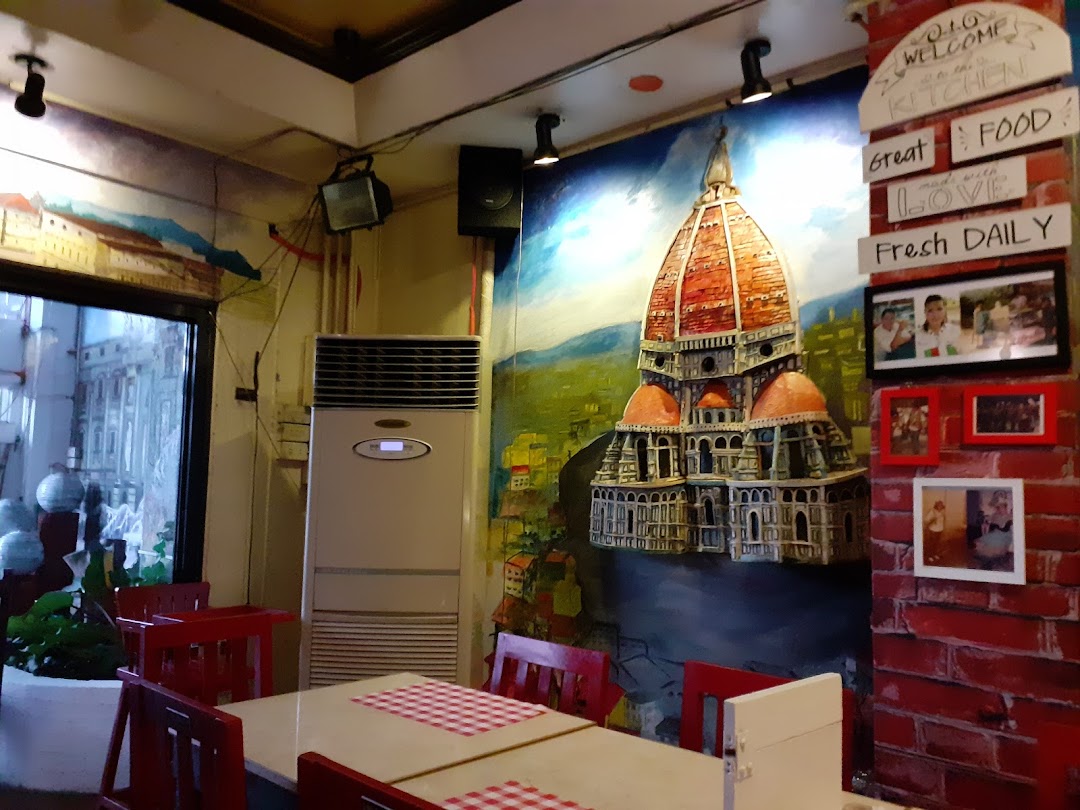 Bellinis Italian Restaurant