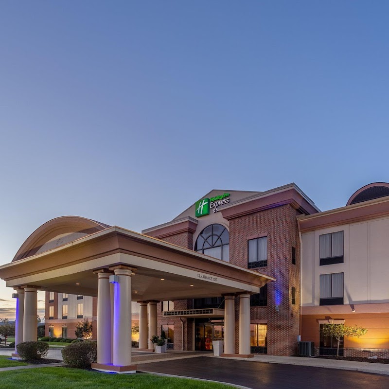 Holiday Inn Express & Suites Bowling Green, an IHG Hotel