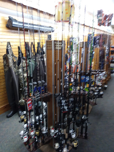 Hunting and Fishing Store «FISHING TACKLE GRAB BAG», reviews and photos, 5521 N State Rd, Davison, MI 48423, USA