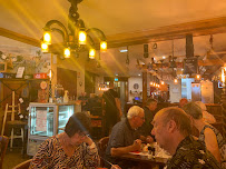 Atmosphère du Restaurant de spécialités alsaciennes Restaurant La Cloche à Obernai - n°12