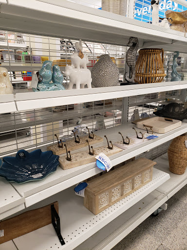 Clothing Store «Ross Dress for Less», reviews and photos, 8540 Fourwinds Dr, Windcrest, TX 78239, USA