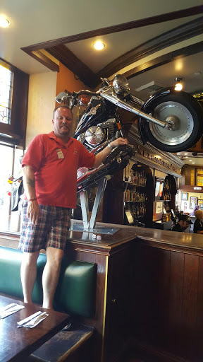 Ford Dealer «Pundmann Ford», reviews and photos, 2727 W Clay St, St Charles, MO 63301, USA