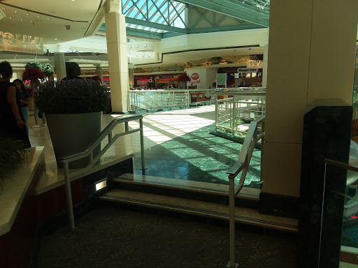 Shopping Mall «The Gardens Mall», reviews and photos, 3101 PGA Boulevard, Palm Beach Gardens, FL 33410, USA