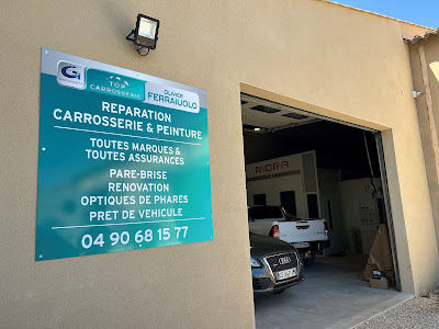 TOP CARROSSERIE - GARAGE FERRAIUOLO à Lourmarin
