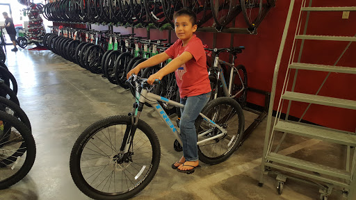 Bicycle Store «Bike Barn - Atascocita», reviews and photos, 7506 Farm to Market Road 1960, Atascocita, TX 77345, USA