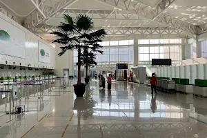 Jenderal Ahmad Yani International Airport (SRG) image