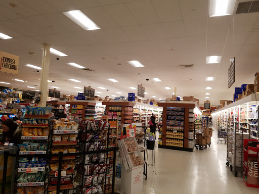 Grocery Store «ShopRite of Plainview - Woodbury Rd», reviews and photos, 444 Woodbury Rd, Plainview, NY 11803, USA