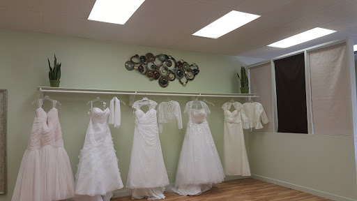 Plus Size Clothing Store «The Curvy Bride Boutique», reviews and photos, 8210 S Harvard Ave, Tulsa, OK 74137, USA