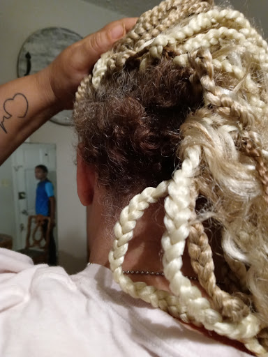 Beauty Salon «House of RoyalT Beauty bar & Boutique», reviews and photos, 7654 W Farm to Market Rd 78 #120, San Antonio, TX 78244, USA