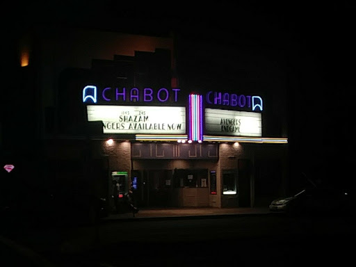 Movie Theater «CineLux Chabot Cinema», reviews and photos, 2853 Castro Valley Blvd, Castro Valley, CA 94546, USA