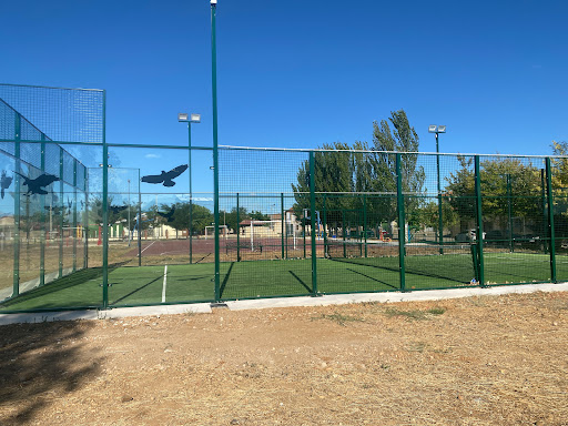 Zona deportiva en Pajares de la Lampreana, Zamora