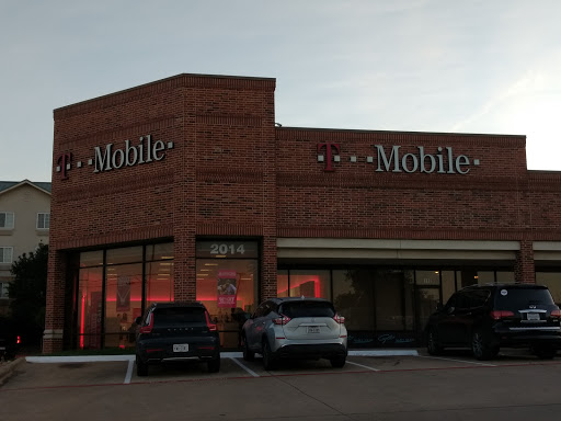 Cell Phone Store «T-Mobile», reviews and photos, 2014 S Goliad St #100, Rockwall, TX 75087, USA