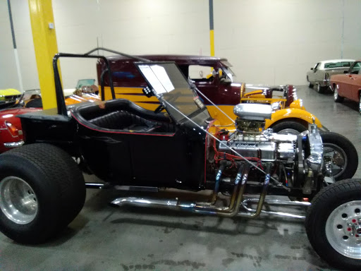 Used Car Dealer «Gateway Classic Cars of Dallas», reviews and photos, 1250 Mustang Dr #500, Grapevine, TX 76051, USA