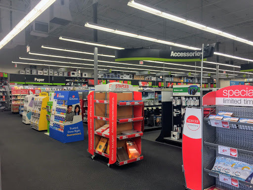 Office Supply Store «Staples», reviews and photos, 1755 North Pebblecreek Parkway, Goodyear, AZ 85395, USA