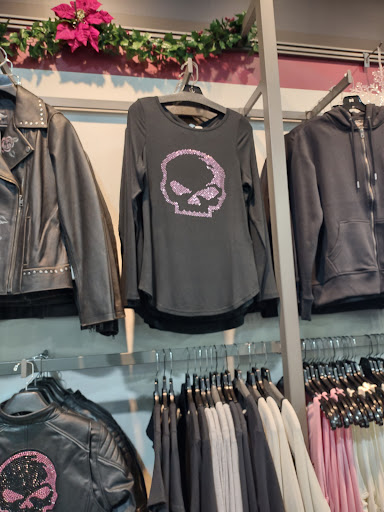 Harley-Davidson Dealer «Signature Harley-Davidson», reviews and photos, 1176 Professional Dr, Perrysburg, OH 43551, USA