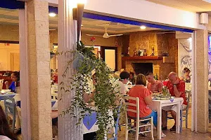 Dias Zeus Restaurant image