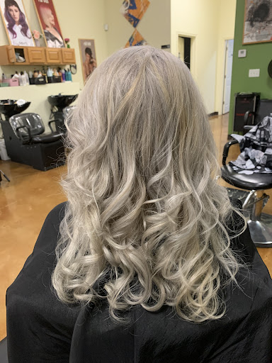 Beauty Salon «Clip & Flip Hair Salon», reviews and photos, 8802 Potranco Rd #108, San Antonio, TX 78251, USA