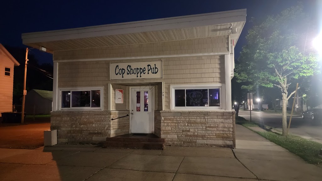 Cop Shoppe Pub 54403