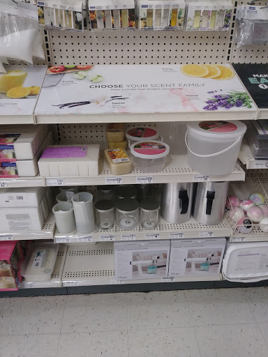 Craft Store «Michaels», reviews and photos, 6635 Grand Ave, Gurnee, IL 60031, USA