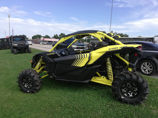 Used Car Dealer «Car Corral», reviews and photos, 630 N Olive Rd, Flora, IL 62839, USA