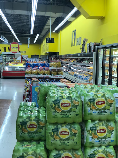 Grocery Store «Fresco y Más», reviews and photos, 1630 W 49th St, Hialeah, FL 33012, USA