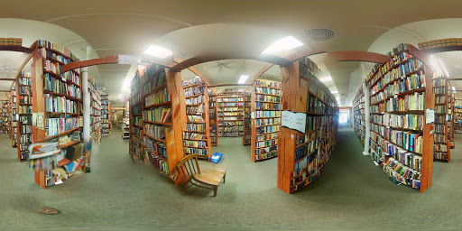 Used Book Store «Downtown Books Bought & Sold», reviews and photos, 624 N Broadway St, Milwaukee, WI 53212, USA