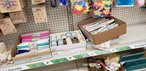 Dollar Store «Dollar Tree», reviews and photos, 1800 E 8th St, Davis, CA 95616, USA