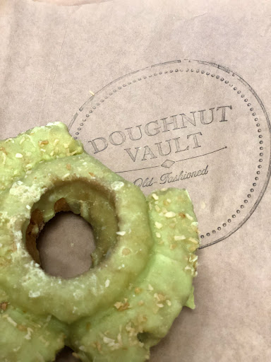 Donut Shop «Doughnut Vault», reviews and photos, 111 N Canal St, Chicago, IL 60606, USA
