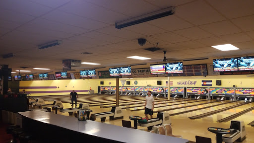 Sports Bar «Crown Lanes Bowling Center & Sports Bar», reviews and photos, 2325 S Federal Blvd, Denver, CO 80219, USA