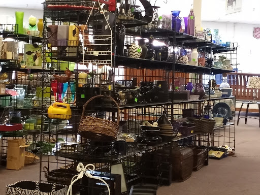 Thrift Store «The Salvation Army Family Store & Donation Center», reviews and photos, 2208 Washington Ave, Houston, TX 77007, USA