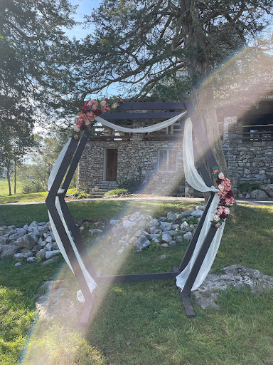 Wedding Venue «Melrose Caverns», reviews and photos, 6639 N Valley Pike, Harrisonburg, VA 22802, USA