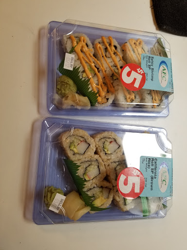 Grocery Store «Schnucks», reviews and photos, 200 N Vine St, Urbana, IL 61802, USA