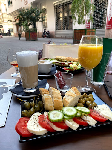 Értékelések erről a helyről: Cafe Napoleon, Budapest - Kávézó