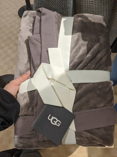 Department Store «Lord & Taylor», reviews and photos, 400 W Farms Mall, Farmington, CT 06032, USA