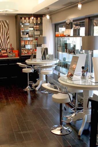 Spa «B Lewie Salon & Day Spa», reviews and photos, 720 Columbus Ave, Lebanon, OH 45036, USA