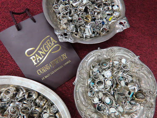 Jewelry Buyer «Pangea Coins & Jewelry», reviews and photos, 35 E Ridgewood Ave, Ridgewood, NJ 07450, USA