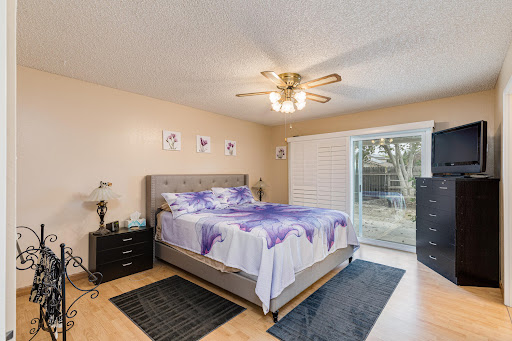 Dave Silva REALTOR Compass image