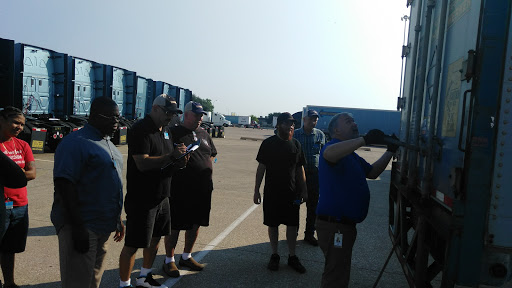 Trucking Company «Werner Enterprises, Inc.», reviews and photos, 8701 Peterbilt Ave, Dallas, TX 75241, USA