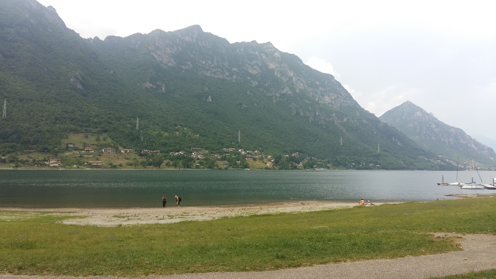 Photo of Togni Beach with very clean level of cleanliness