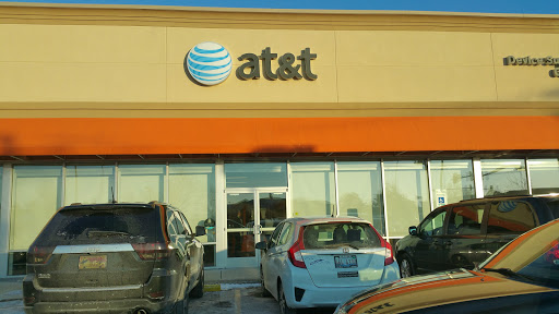 Cell Phone Store «AT&T», reviews and photos, 1902 N Prospect Ave Suite 2, Champaign, IL 61822, USA