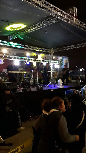 Recreation Center «Barry Recreational Center», reviews and photos, 7128 Barry St, Rosemont, IL 60018, USA