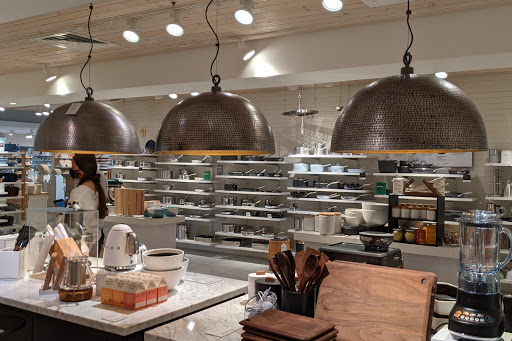 Furniture Store «Crate and Barrel», reviews and photos, 1115 Broadway Plaza, Walnut Creek, CA 94596, USA