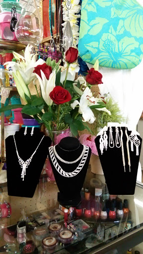 Flea Market «City Plaza Mall & Flea Market», reviews and photos, 14090 Olympic Dr, Clearlake, CA 95422, USA