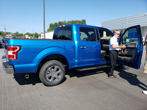 Used Car Dealer «John Bleakley Ford», reviews and photos, 870 Thornton Rd, Lithia Springs, GA 30122, USA