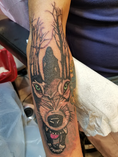 Explore tattoo hand ideas, creative tattoo ideas in Davis, available at SIX GUN SOUND TATTOO