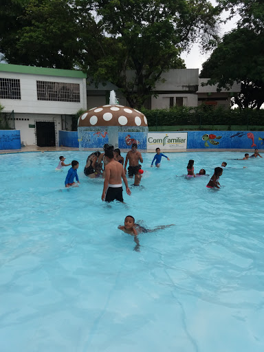 Clases natacion Cartagena