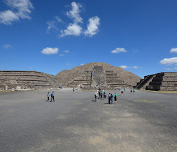ESTUR VIP Teotihuacan Pyramids Tour photo